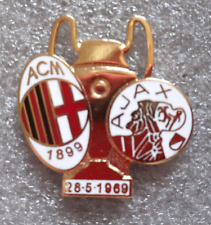 Distintivo calcio milan usato  Milano