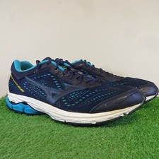 Mizuno trainers size for sale  MARCH