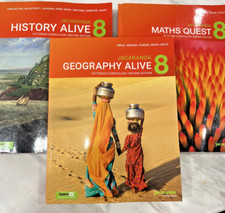 Jacaranda Maths Quest, History & Geography Alive Year 8 livros didáticos vitorianos x3 comprar usado  Enviando para Brazil