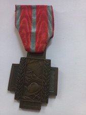 Médaille militaire croix d'occasion  Nogent-sur-Marne