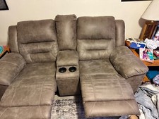 Recliner sofa love for sale  Walla Walla