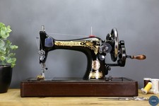 Linda máquina de costura manual 1933 Singer 28k vibratória + estojo comprar usado  Enviando para Brazil