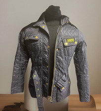 Barbour international millbroo usato Barbour international millbroo usato  Italia