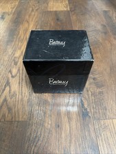 Britney Spears The Singles Collection (Deluxe Box) 29 CD + DVD, usado comprar usado Britney Spears The Singles Collection (Deluxe Box) 29 CD + DVD, usado comprar usado  Enviando para Brazil