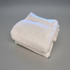 Usado, Conjunto de duas toalhas brancas de banho JW Marriott 53”x30” comprar usado  Enviando para Brazil