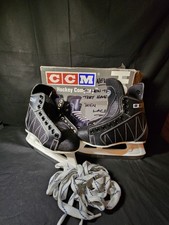 Patins de gelo adultos Black CCM Powerline 60 tamanho 3 comprar usado Patins de gelo adultos Black CCM Powerline 60 tamanho 3 comprar usado  Enviando para Brazil