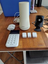 Simplisafe alarm system for sale  CLACTON-ON-SEA