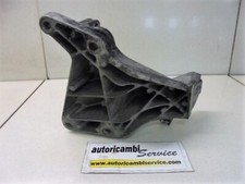22116760309 supporto motore usato  Rovigo