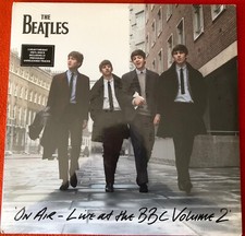 (VINIL) OS BEATLES ~ AO VIVO NA BBC Volume 2 ~ SELADO! ~ ESTADO PERFEITO comprar usado (VINIL) OS BEATLES ~ AO VIVO NA BBC Volume 2 ~ SELADO! ~ ESTADO PERFEITO comprar usado  Enviando para Brazil