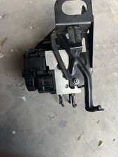 Pompa centralina abs usato Pompa centralina abs usato  Valenzano