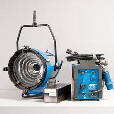 Lampa ARRISUN / M-SERIES HMI 4/2,5kw  soczewki, zasilacz, głowa, kabel, żarówka na sprzedaż  PL