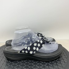 Clarks sandals women for sale  Portland