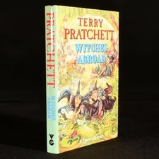 Witches abroad pratchett usato  Spedire a Italy