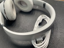 Usado, Fones de ouvido sem fio originais Apple Beats by Dr. Dre Solo 3 branco comprar usado  Enviando para Brazil