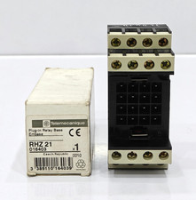 Telemecanique rhz plug d'occasion  Expédié en Belgium