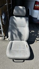 Fahrersitz konsole 7h0881303e gebraucht kaufen  Fürth