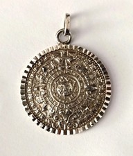 Ancien pendentif calendrier d'occasion Ancien pendentif calendrier d'occasion  Saint-Mammès