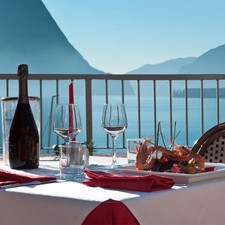 Giorni riposo vacanza usato  Spedire a Italy