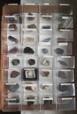 Minerali lotto scatoline...sco usato  Zugliano