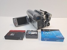 Câmera de Vídeo Digital Sony DCR-HC26 + Bateria FUNCIONANDO + Novo Pacote Sony Mini DV comprar usado  Enviando para Brazil