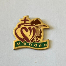 Pin coeur vendeen d'occasion  Aizenay