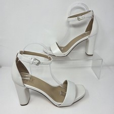 Naturalizer white heel for sale  Renton