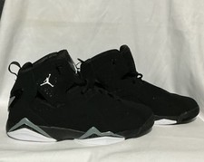 Czarno-biało-zimne szare męskie buty sportowe Nike Air Jordan True Flight Retro rozmiar 10,5 342964-010 na sprzedaż Czarno-biało-zimne szare męskie buty sportowe Nike Air Jordan True Flight Retro rozmiar 10,5 342964-010 na sprzedaż  Wysyłka do Poland