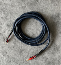 Audioquest midnight hyperlitz for sale Audioquest midnight hyperlitz for sale  CHELMSFORD