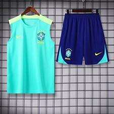 Completo brasile taglia usato  Novafeltria