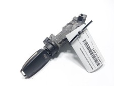 4b0905851n blocco accensione usato 4b0905851n blocco accensione usato  Torre del Greco