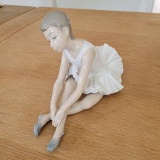 Lao lladro beautiful for sale  HORSHAM