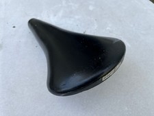 Selle vintage noire d'occasion  Irigny