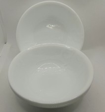 Lote de TRÊS tigelas de salada de sopa branca em relevo Corelle Madeline - Envio dos EUA comprar usado  Enviando para Brazil