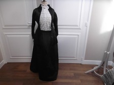 Veste longue ancienne. d'occasion  Vannes