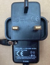Vestax 15v adattatore usato  Spedire a Italy
