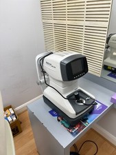 Autorefractor for sale  READING