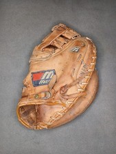 Mizuno 1st baseman for sale  Pawnee