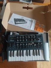 Arturia microbrute sintetizzat usato  Frosinone