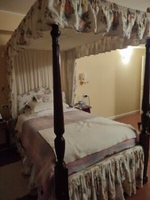 Letto baldacchino usato Letto baldacchino usato  Italia