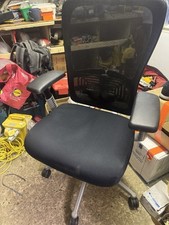 Ergonomic office chairs for sale  DAGENHAM