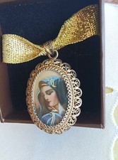 Ciondolo madonna miniatura usato  Racconigi