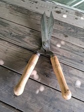 Topiary shears manufactured for sale  RIPLEY