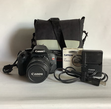 Kit de câmera Canon EOS Rebel T3i 18.0MP DSLR com lente, filtro UV, carregador e bolsa comprar usado Kit de câmera Canon EOS Rebel T3i 18.0MP DSLR com lente, filtro UV, carregador e bolsa comprar usado  Enviando para Brazil