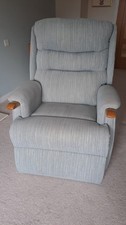 Hsl riser recliner for sale  REDCAR