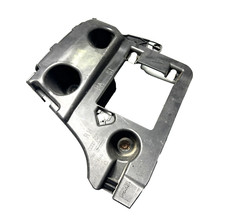 SUPORTE DE SUPORTE GUIA SUPERIOR LATERAL DIREITO PARACHOQUE TRASEIRO 2016-2018 AUDI S6 4.0L FABRICANTE DE EQUIPAMENTO ORIGINAL comprar usado  Enviando para Brazil