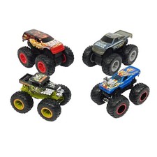 Hot Wheels Monster Jam Lote De 4 Bone Shaker Fire starter Dragon Hunter Dodger comprar usado Hot Wheels Monster Jam Lote De 4 Bone Shaker Fire starter Dragon Hunter Dodger comprar usado  Enviando para Brazil