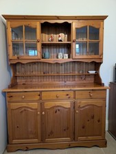 Large pine welsh for sale  EAST GRINSTEAD