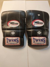 Twins boxing gloves for sale  Wheeler