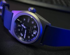 Katino relógio de mergulho automático titânio sombra tubarão GMT - conjunto completo comprar usado  Enviando para Brazil