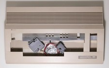 Case commodore c64c d'occasion  Expédié en Belgium